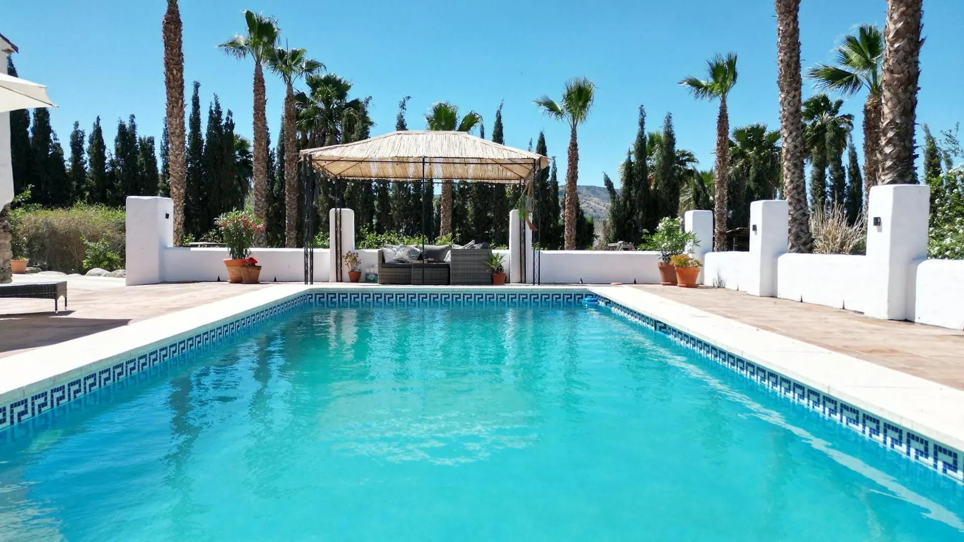 Isla Las Palmeras Alora Apartment